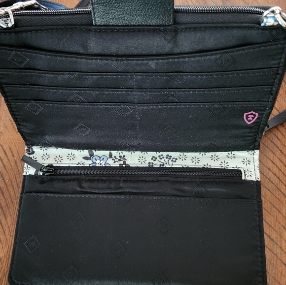 Vera Bradley purse - Picture 4 of 5